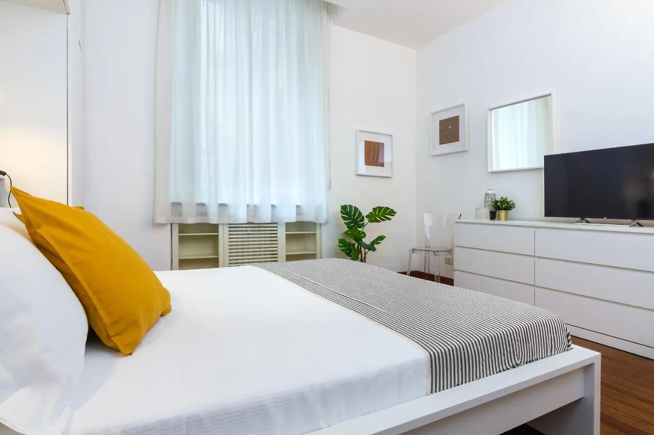 Appartamento Hemeras Boutique Homes - Design Apartament Near Cadorna Station Milano