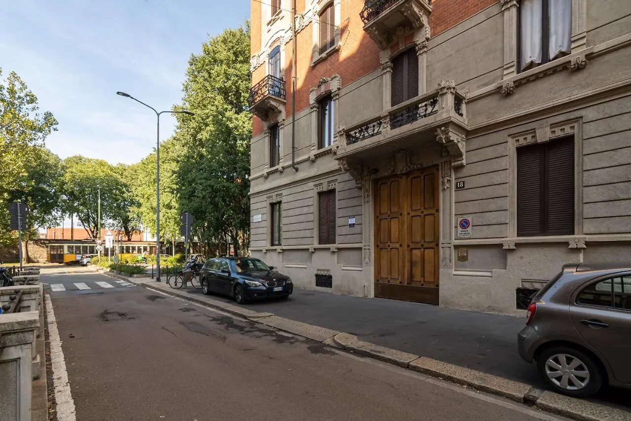 Hemeras Boutique Homes - Design Apartament Near Cadorna Station Милан Италия